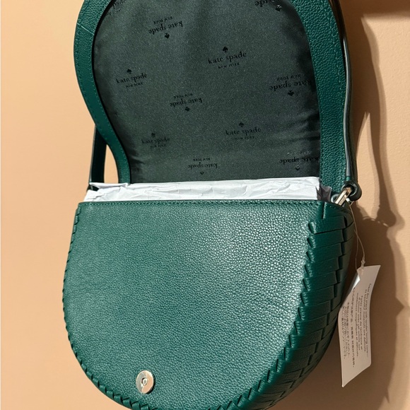 [SOLD] Kate Spade Green Crossbody Bag - Picture 5 of 9
